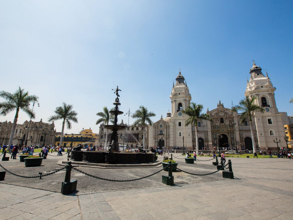 La place d'Armes de Lima