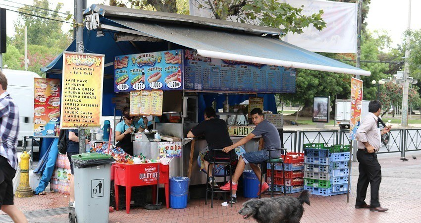Stand de street food dans le quartier de Bellavista