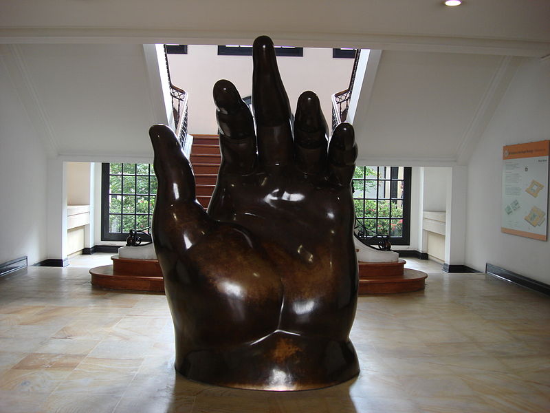 La main, de Fernando Botero - Jorge Lascar: Wikicommons